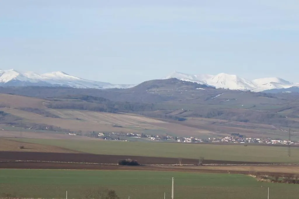 Les Pierres Blondes Apartment Montpeyroux  Montpeyroux (Puy-de-Dome)